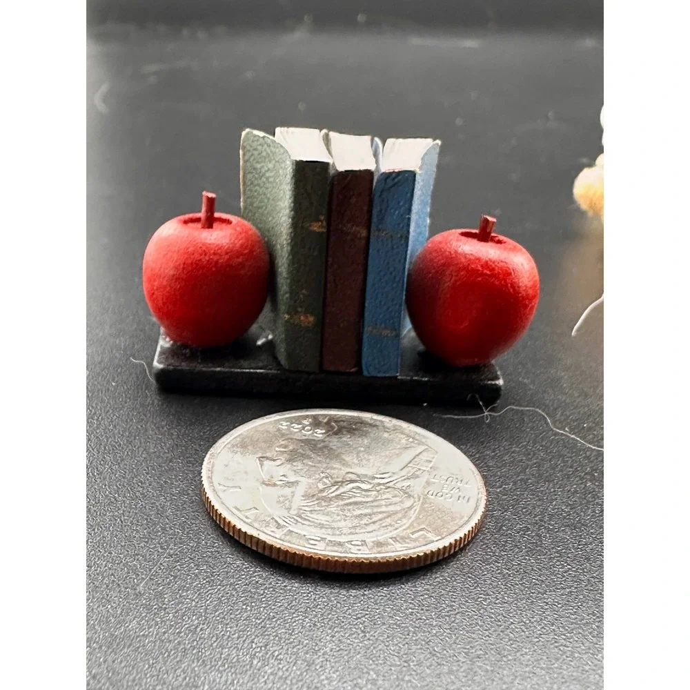 Dollhouse Restoration Miniatures Toys Dog Cat Books Owl‎ Vtg 1980s Baskets Brush